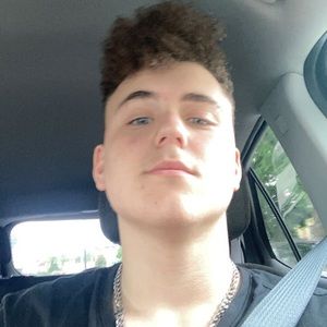 Meet your Posher, Eli